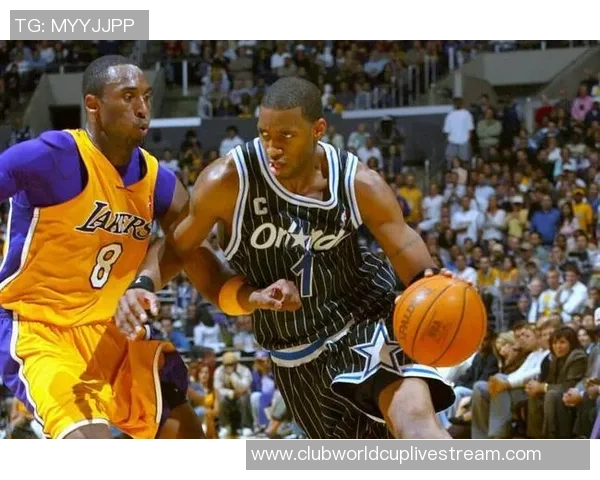 2002年科比与麦迪的巅峰对决揭示了NBA传奇球员的竞争魅力与篮球艺术