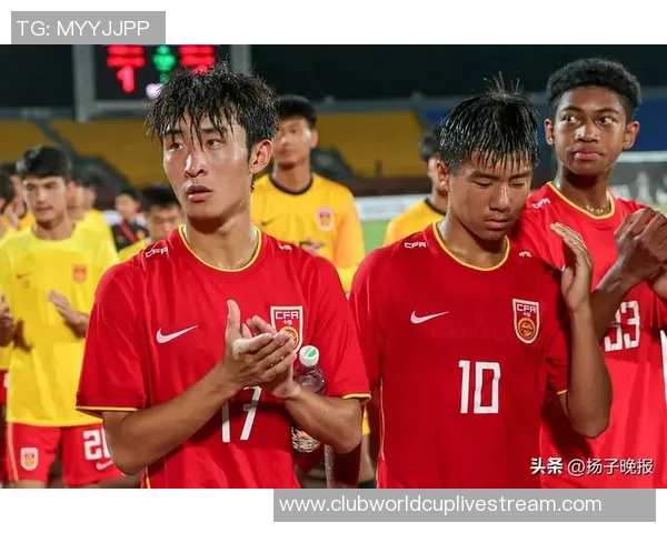 亚青赛精彩对决中国队迎战乌兹别克斯坦队全力争胜