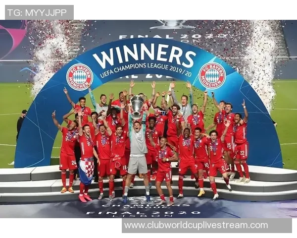 曼联迎战员瓤枷球队全力争胜展现强大实力与团队合作精神